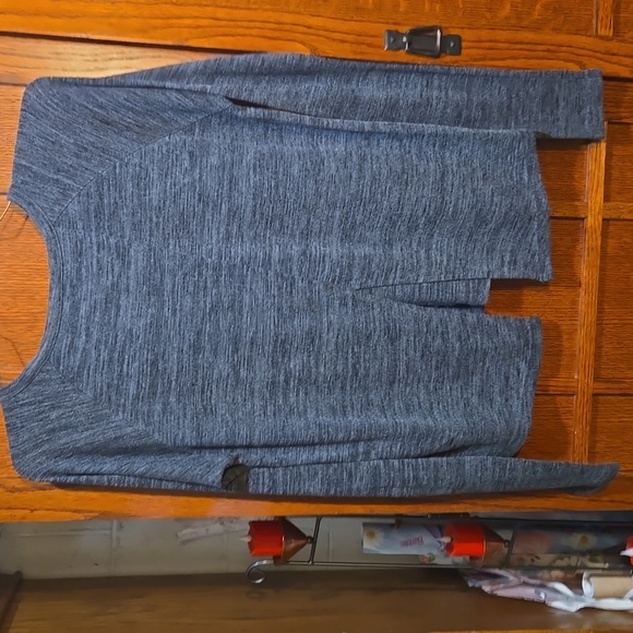 Size Xsmall Rag&Bone Lightweight Sweater - Picture 5 of 6